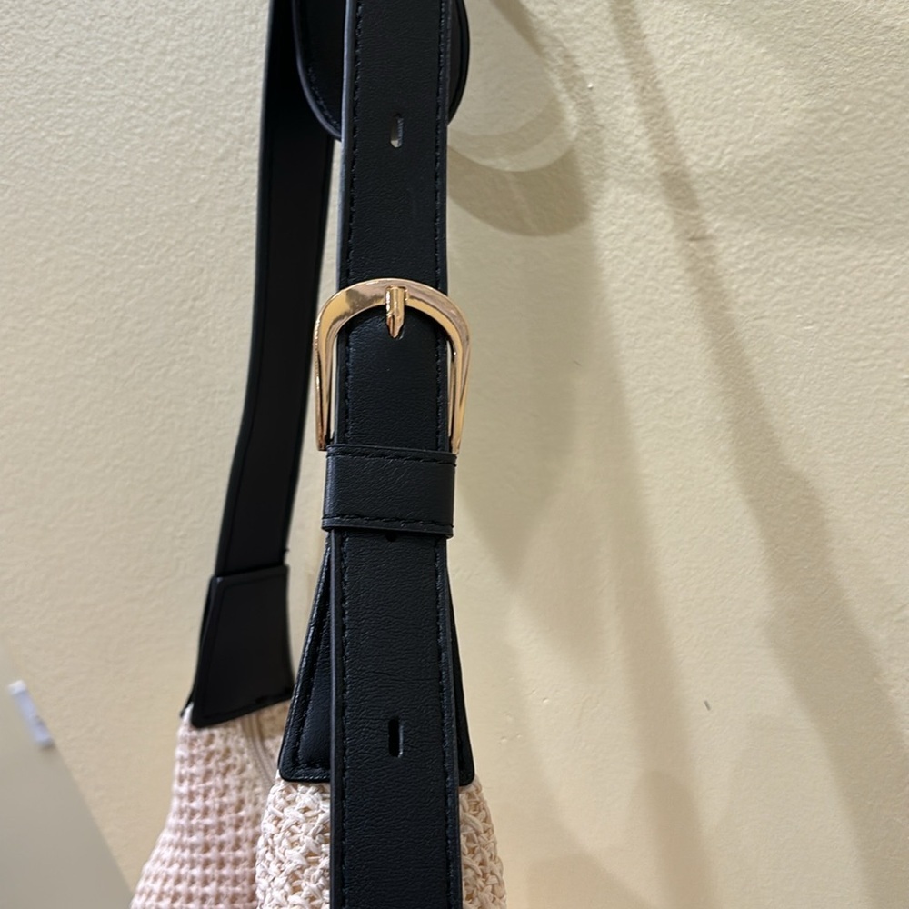 ⭐️NWT Bag - Picture 2 of 6